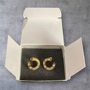 Avon Brilliant Beauty Hoop Earrings With Stainless Steel Posts